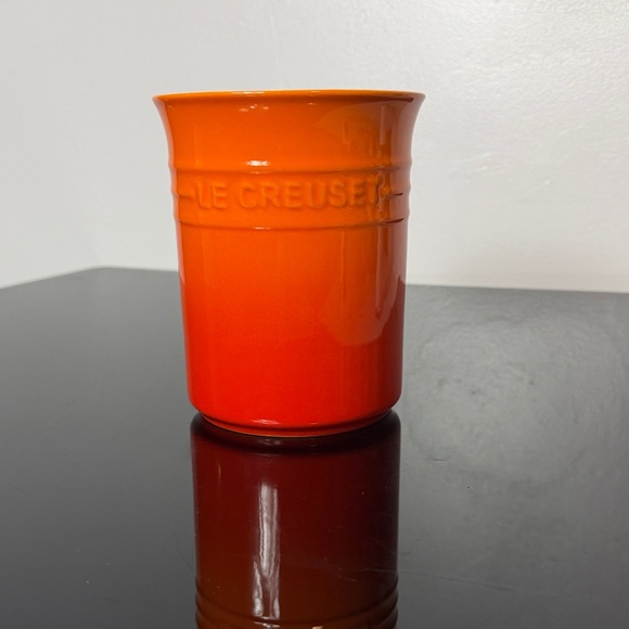 Le Creuset Stoneware Flame Orange Utensil Crock, 1 Liter - Picture 3 of 10